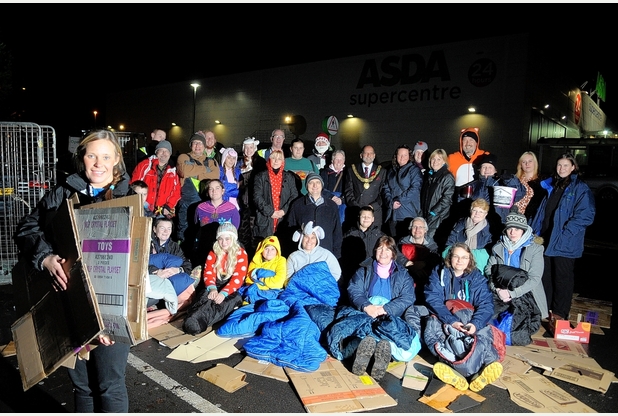 Sleepout Crowd